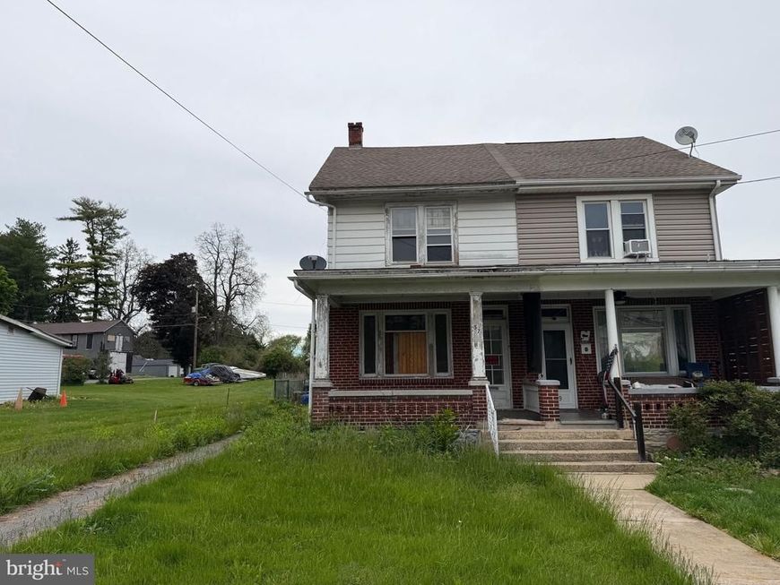 37 E Jefferson Street, Womelsdorf, PA 19567 Main Photo