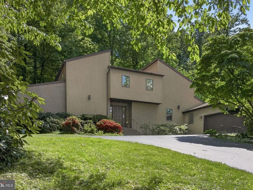 2624 Spring Valley Road , Lancaster, PA 17601 Main Photo