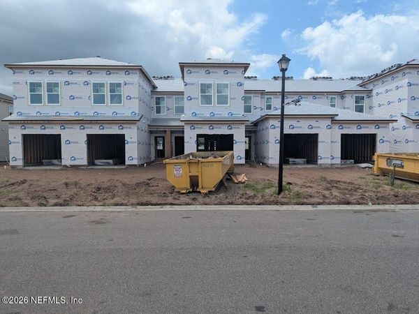 186 BRAZIL NUT Circle, Jacksonville, FL 32218