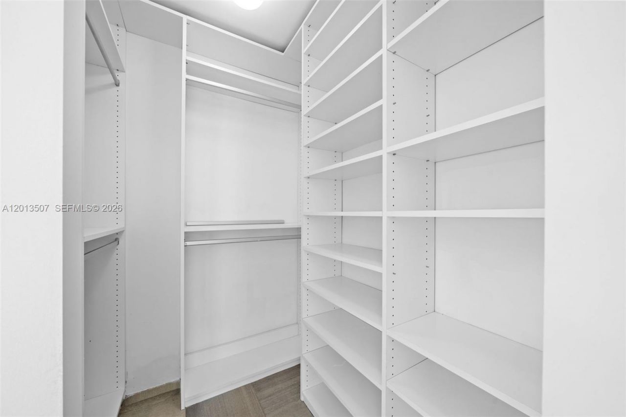 1745 E Hallandale Beach Blvd , Unit PH05W, Hallandale Beach, FL 33009 Photo