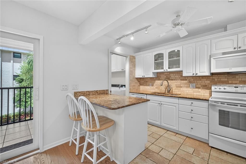 788 Park Shore Dr, Unit C25, Naples, FL 34103 Photo