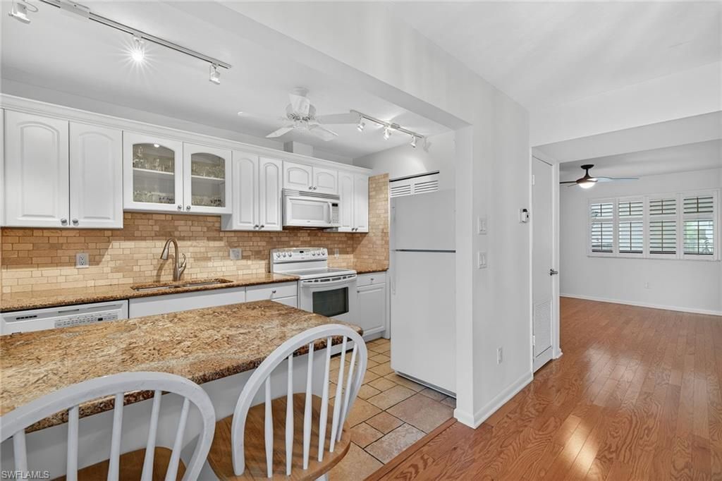 788 Park Shore Dr, Unit C25, Naples, FL 34103 Photo