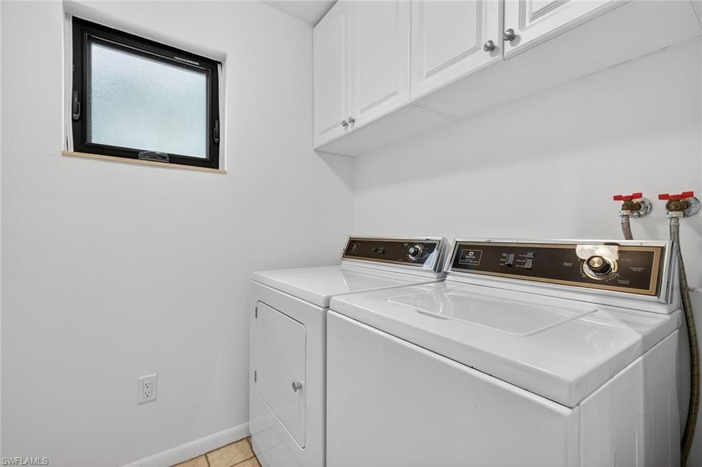 788 Park Shore Dr, Unit C25, Naples, FL 34103 Photo
