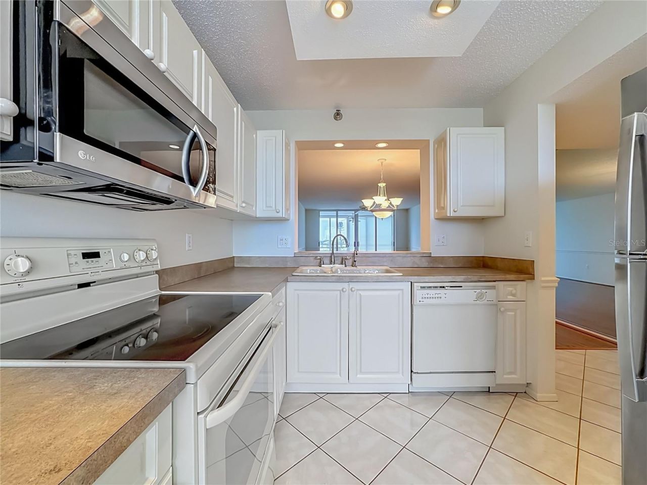 3740 Pinebrook Circle , Unit 607, Bradenton, FL 34209 Photo