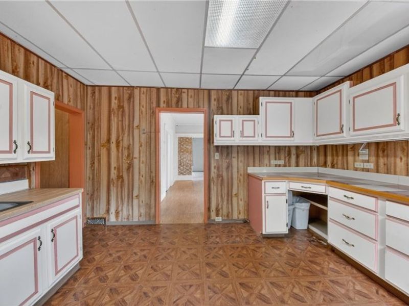 1320 W 87th Street, Cleveland, OH 44102 Photo 2