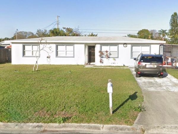 502 Palm Avenue , Merritt Island, FL 32952
