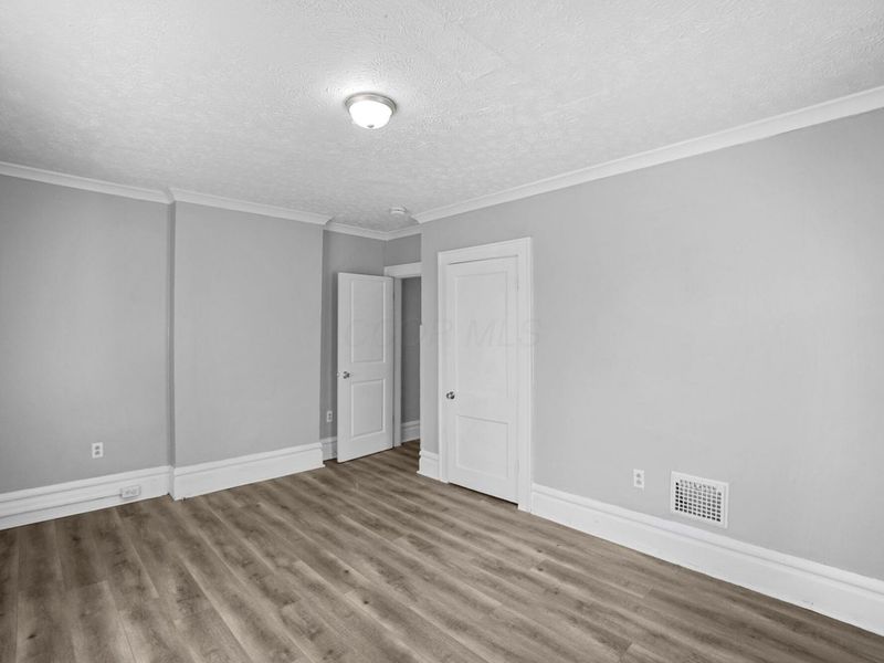 158-160 Midland Avenue, Columbus, OH 43223 Photo 12