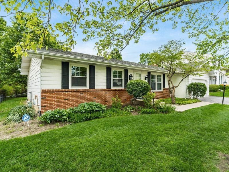 6959 Ardelle Drive, Reynoldsburg, OH 43068 Photo 2