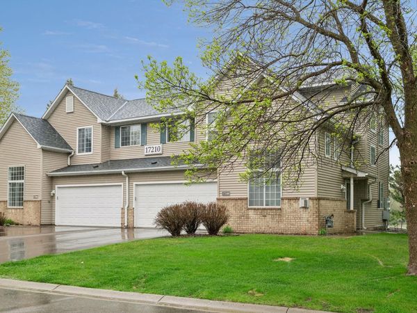 17210 49th Avenue N, Unit B, Plymouth, MN 55446