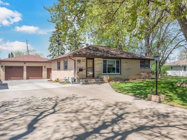 3632 Roosevelt Street NE, Saint Anthony, MN 55418