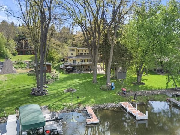 S108W34703 Jacks Bay ROAD, Mukwonago, WI 53149