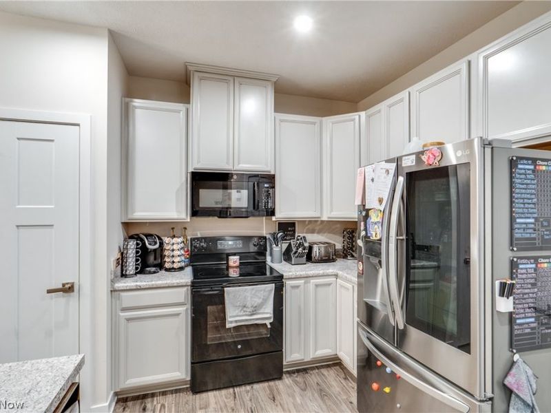 3313 Jackson Park Drive NW, Massillon, OH 44646 Photo 10