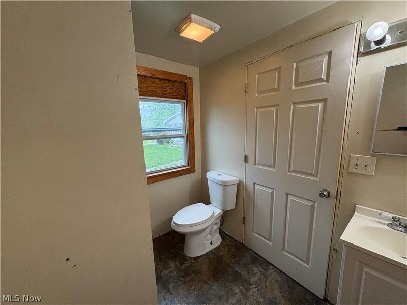325 E High Street, Leetonia, OH 44431 Photo 18