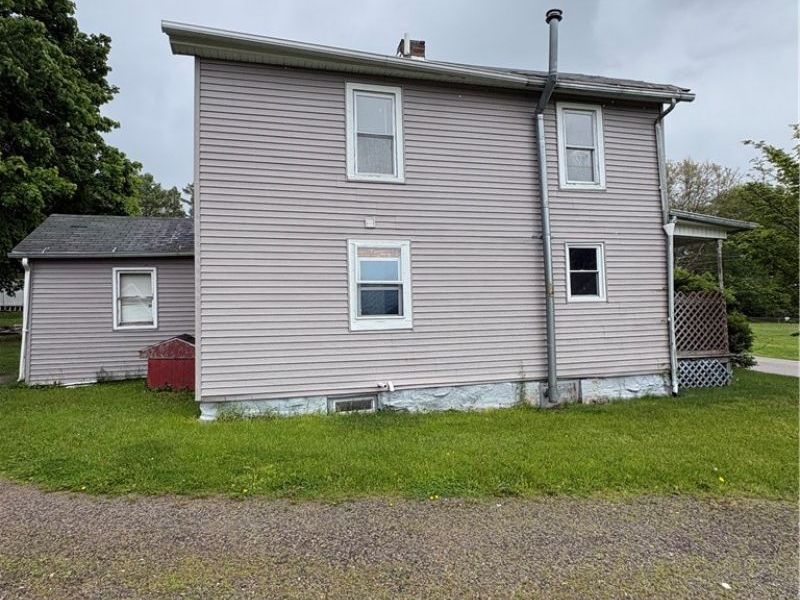 325 E High Street, Leetonia, OH 44431 Photo 4