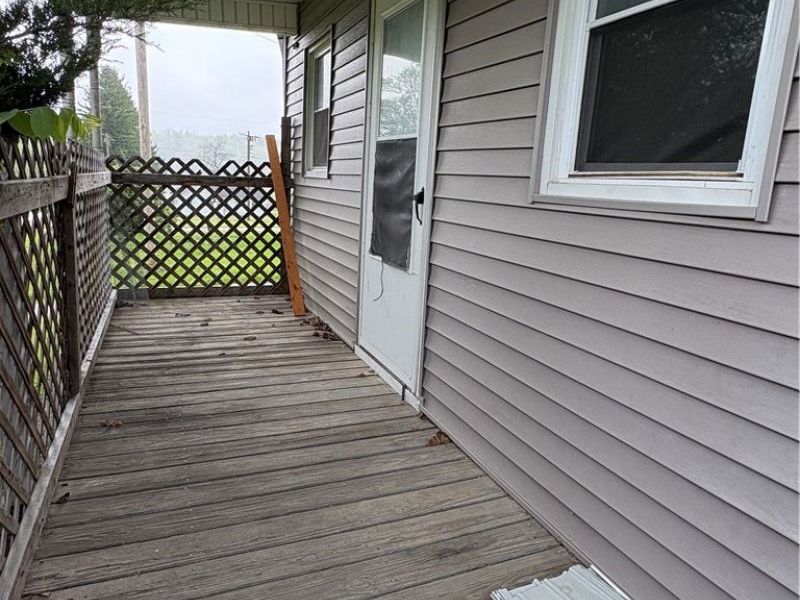325 E High Street, Leetonia, OH 44431 Photo 7