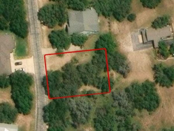 115 Keswick DR, Spicewood, TX 78669