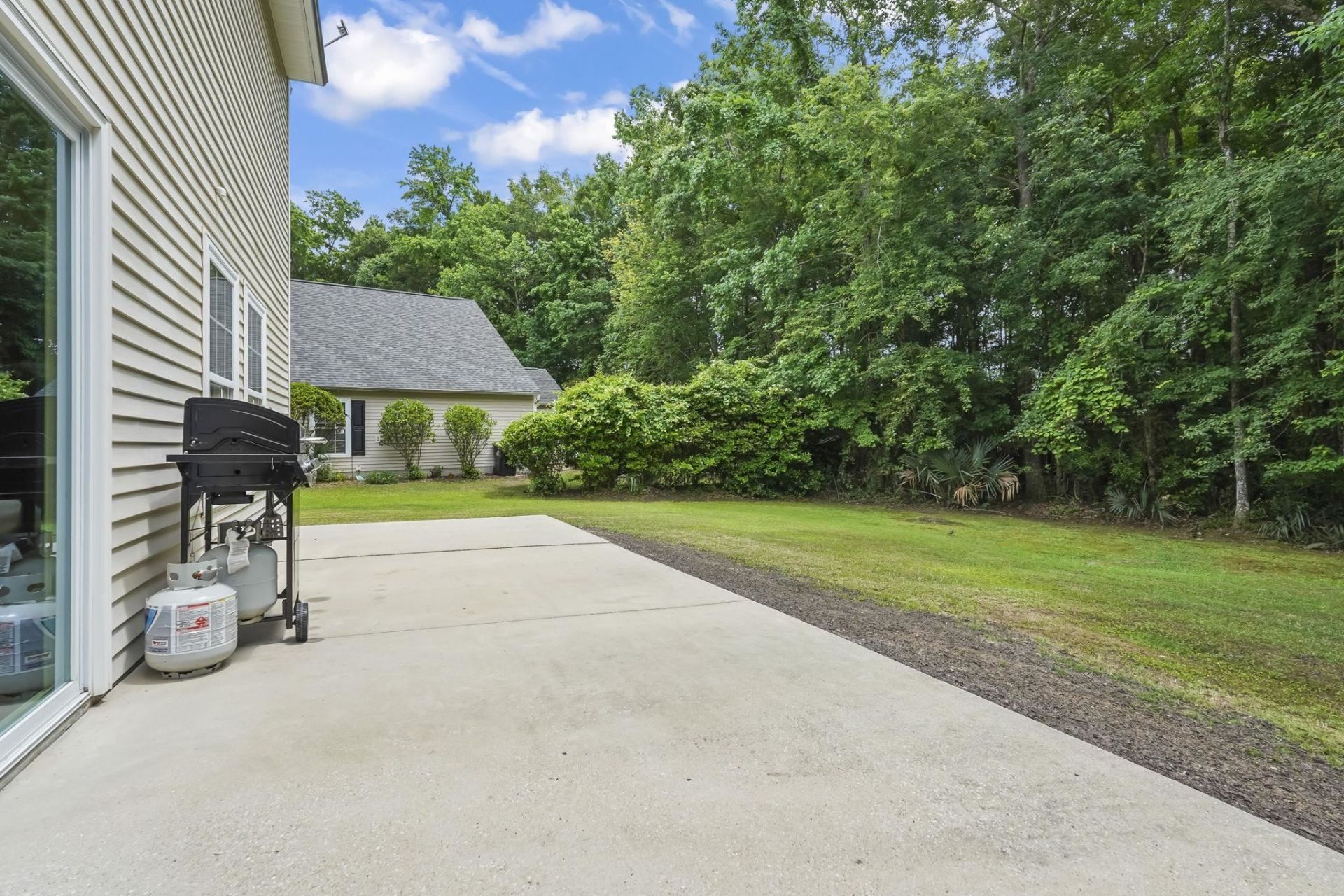 147 Tibton Circle Photo 22