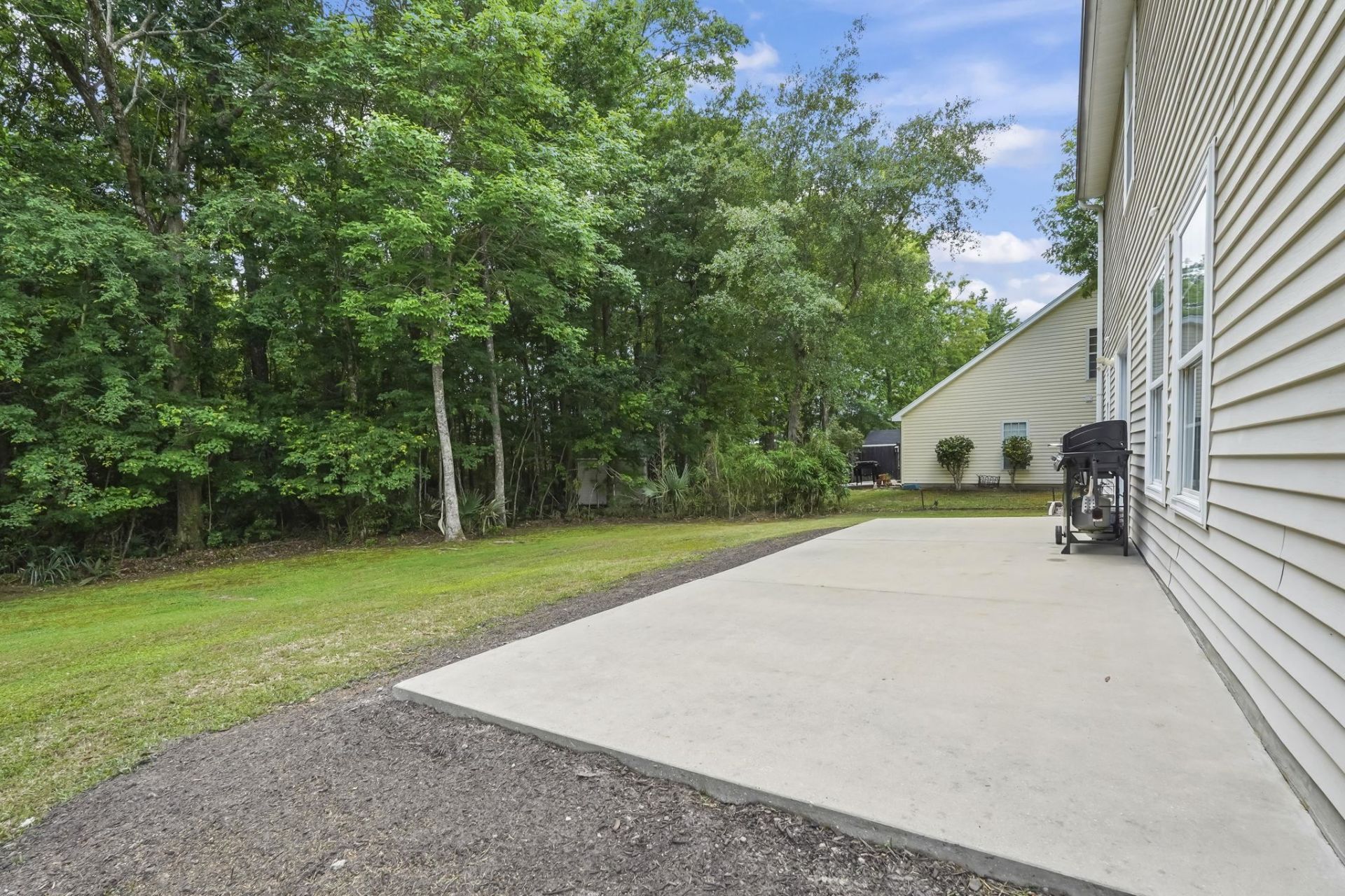 147 Tibton Circle Photo 23