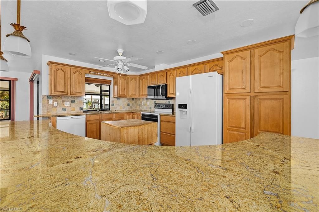 16201 Porto Bello St, Bokeelia, FL 33922 Photo