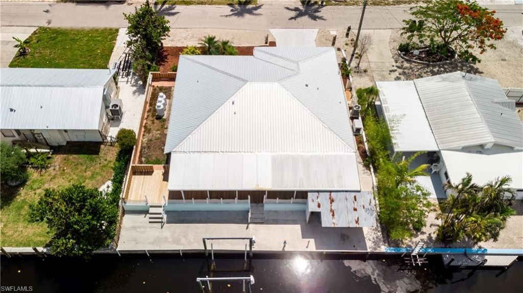 16201 Porto Bello St, Bokeelia, FL 33922 Photo