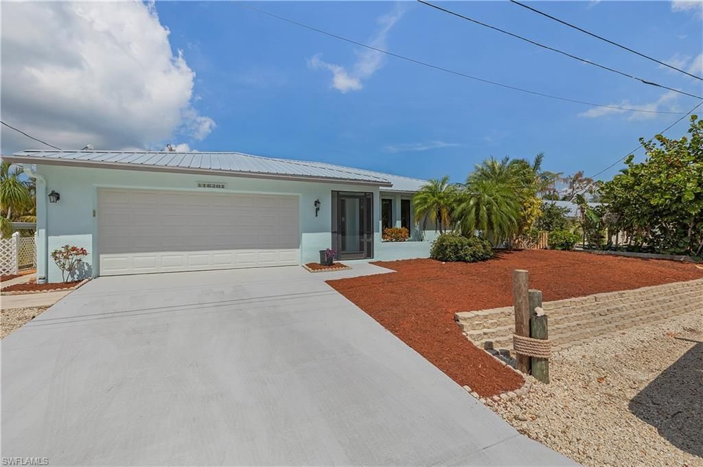 16201 Porto Bello St, Bokeelia, FL 33922 Photo
