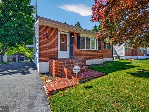 61 GREENRIDGE ROAD, NEWARK, DE 19711