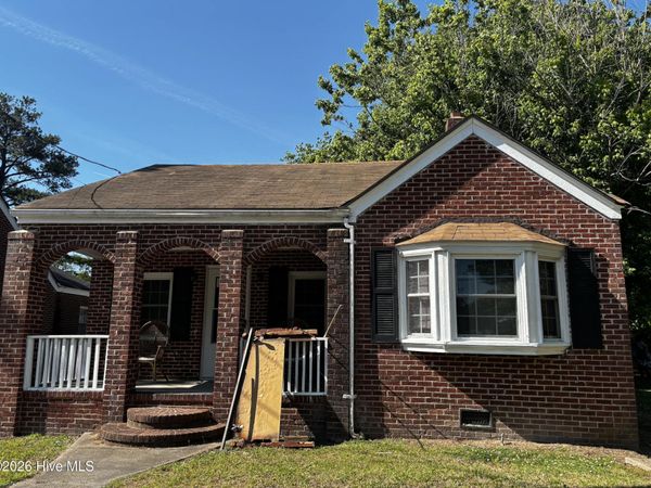 818 Park Street, Elizabeth City, NC 27909