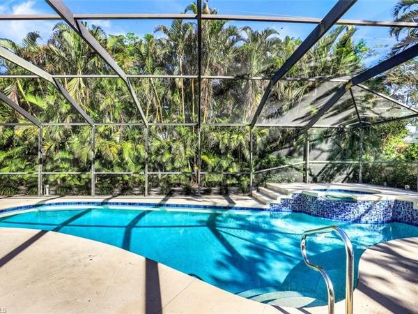 739 7th AVE N, NAPLES, FL 34102