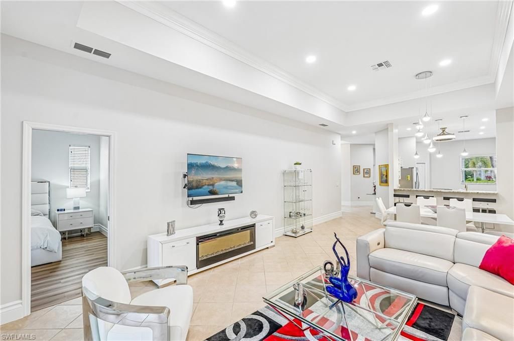 7859 Sanctuary Cir, Unit 2, Naples, FL 34104 Photo