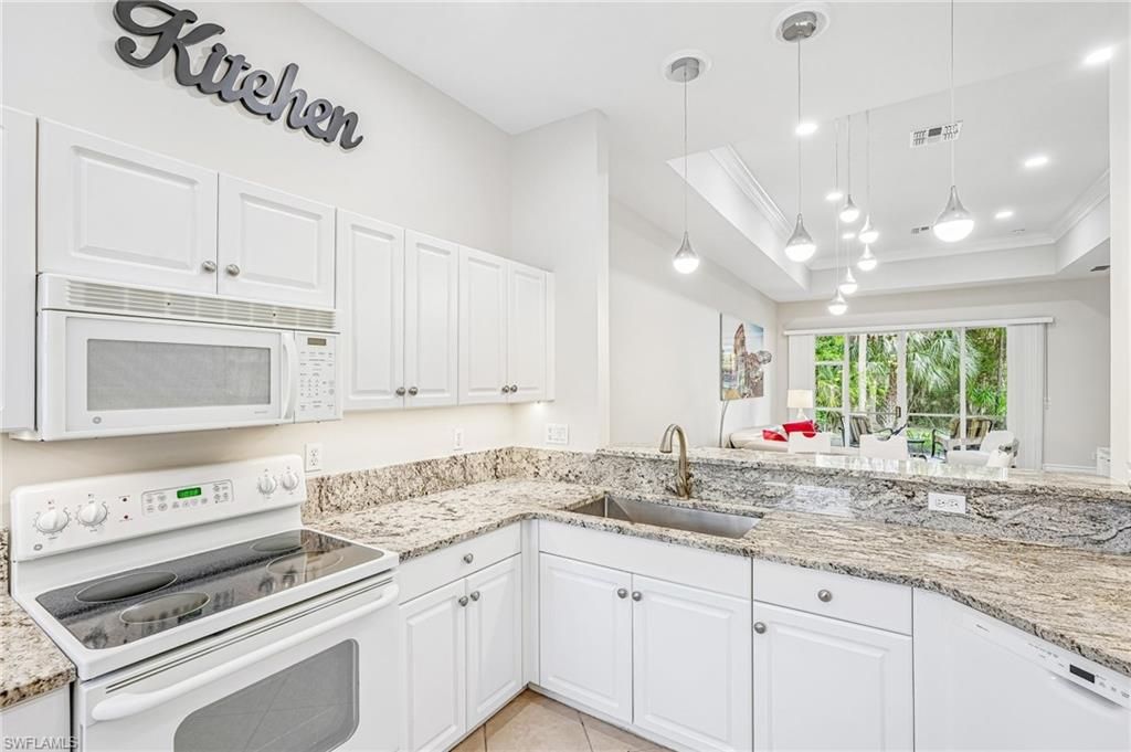 7859 Sanctuary Cir, Unit 2, Naples, FL 34104 Photo