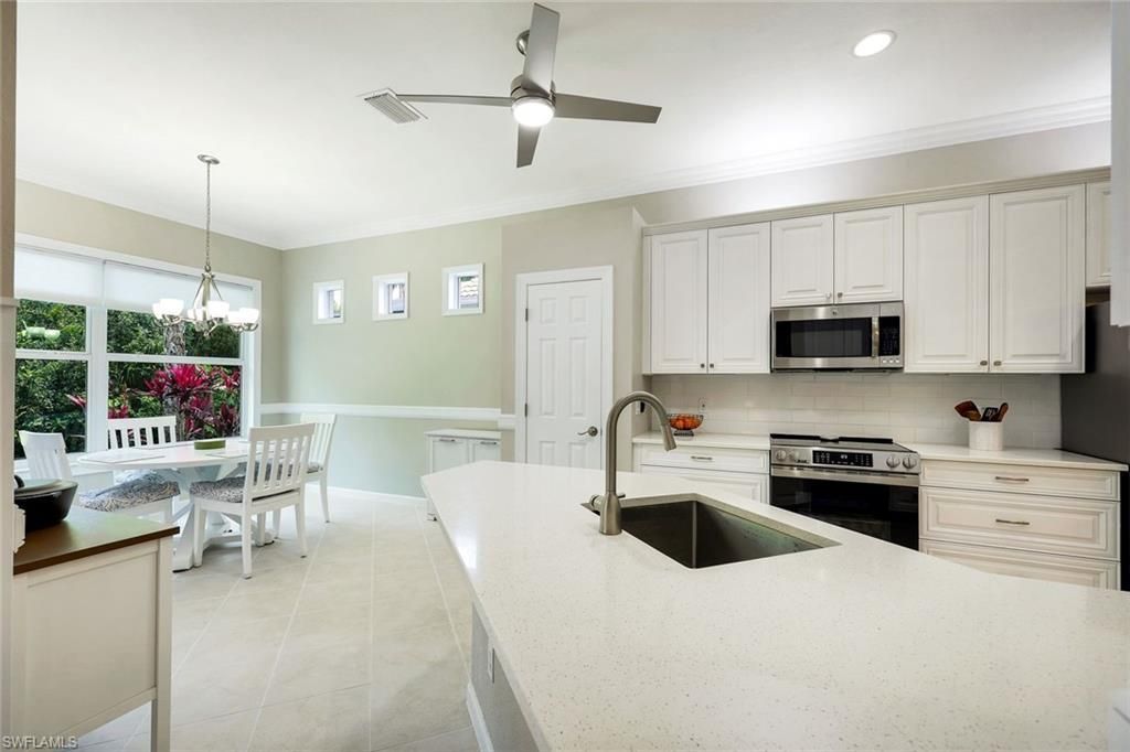 16221 Parque Ln , Naples, FL 34110 Photo