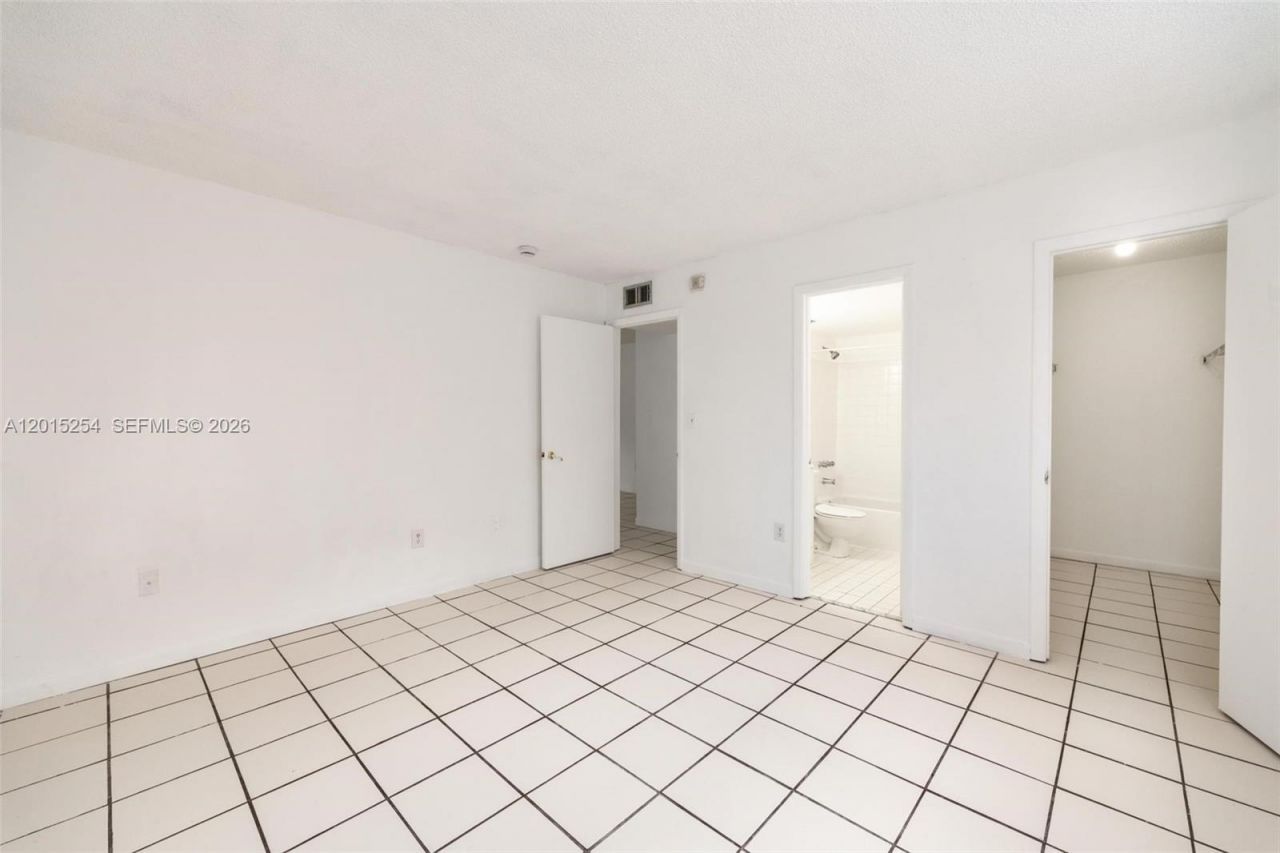 11301 SW 200th St , Unit 108-A, Miami, FL 33157 Photo