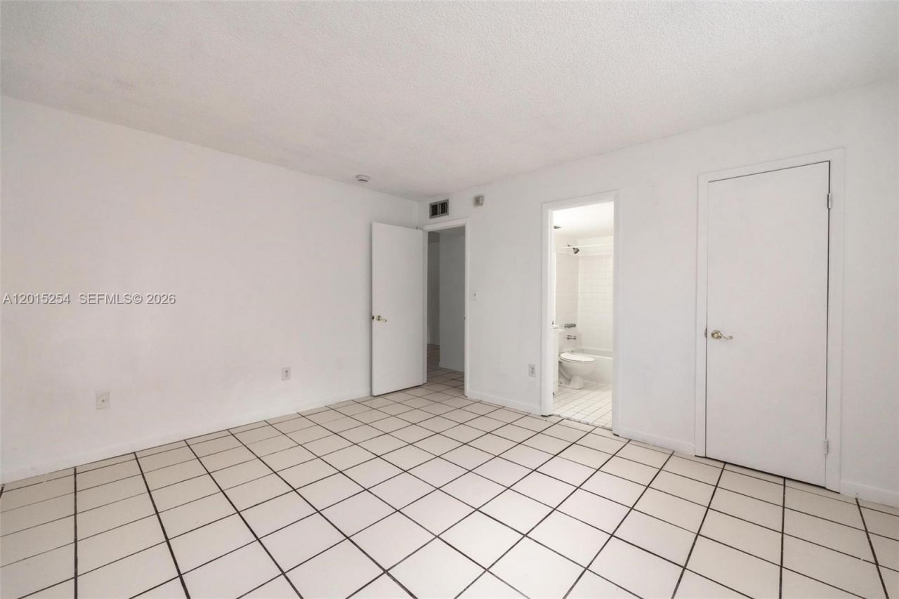 11301 SW 200th St , Unit 108-A, Miami, FL 33157 Photo