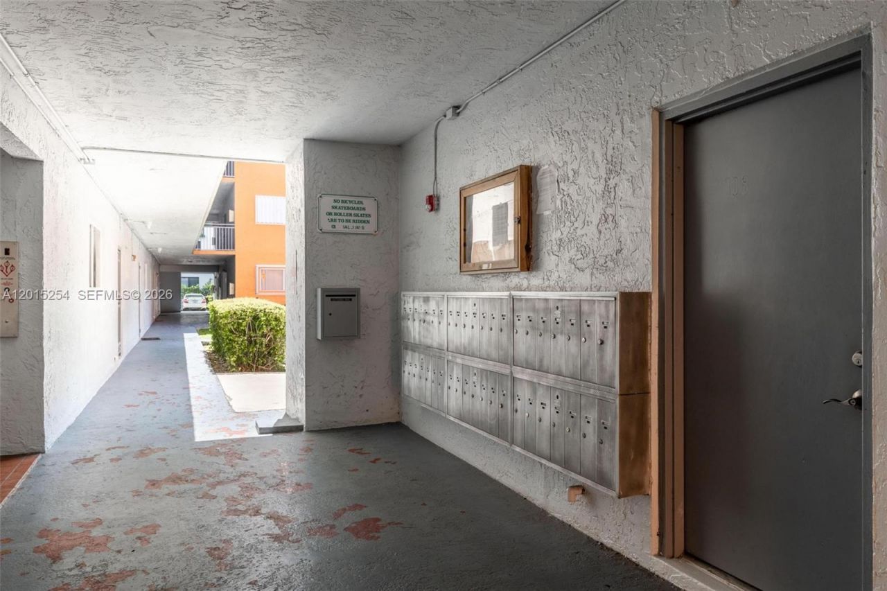 11301 SW 200th St , Unit 108-A, Miami, FL 33157 Photo