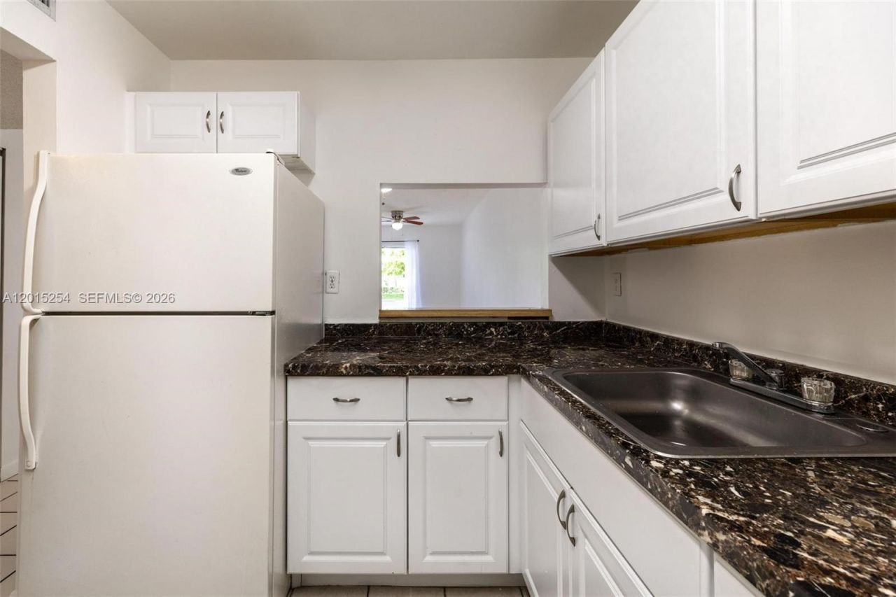 11301 SW 200th St , Unit 108-A, Miami, FL 33157 Photo