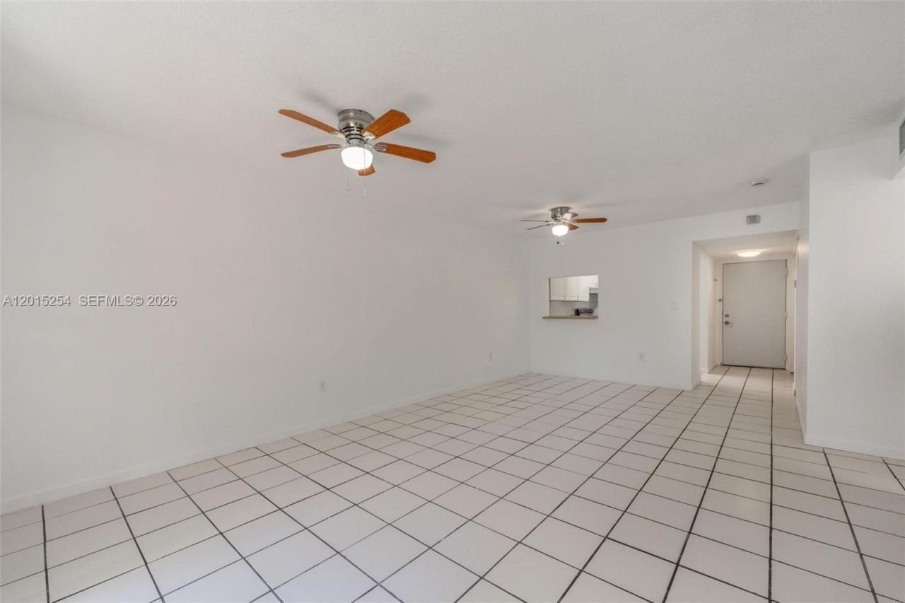 11301 SW 200th St , Unit 108-A, Miami, FL 33157 Photo