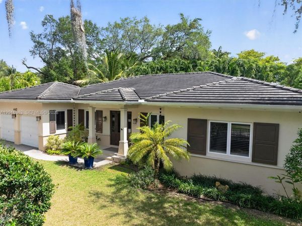 442 Amalfi Ave , Coral Gables, FL 33146
