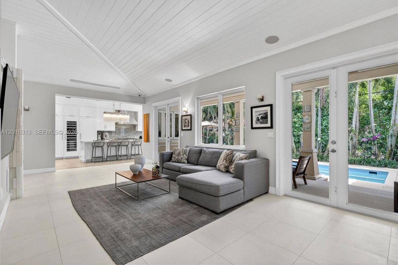 442 Amalfi Ave , Coral Gables, FL 33146 Photo
