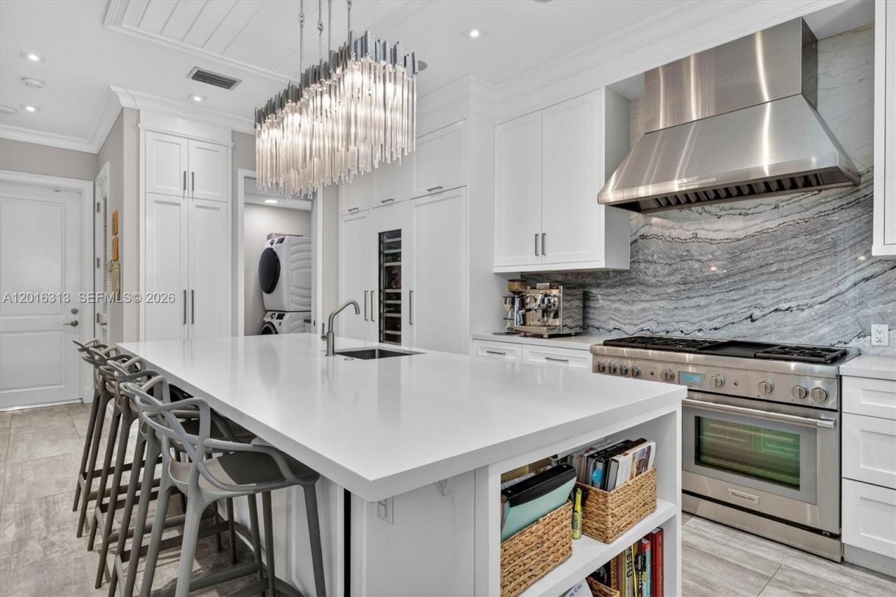 442 Amalfi Ave , Coral Gables, FL 33146 Photo
