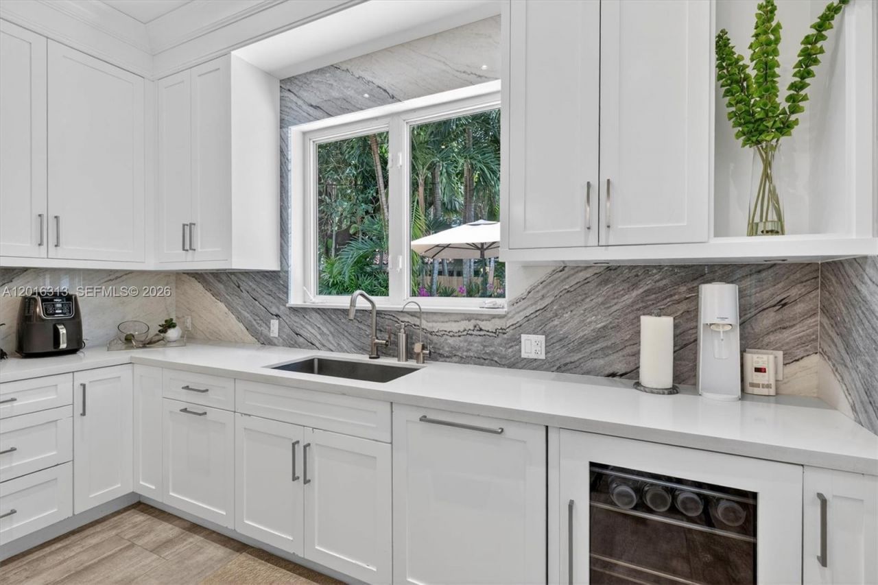 442 Amalfi Ave , Coral Gables, FL 33146 Photo