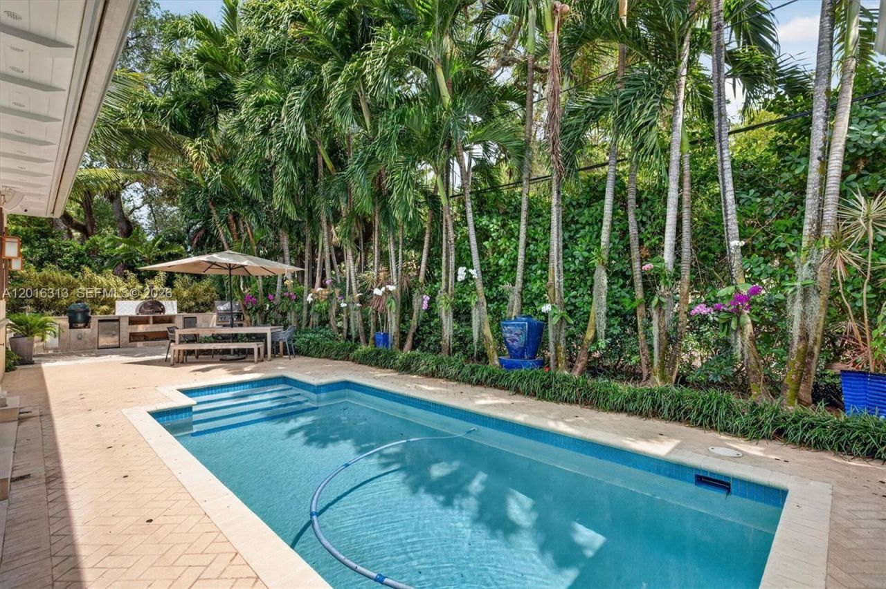 442 Amalfi Ave , Coral Gables, FL 33146 Photo