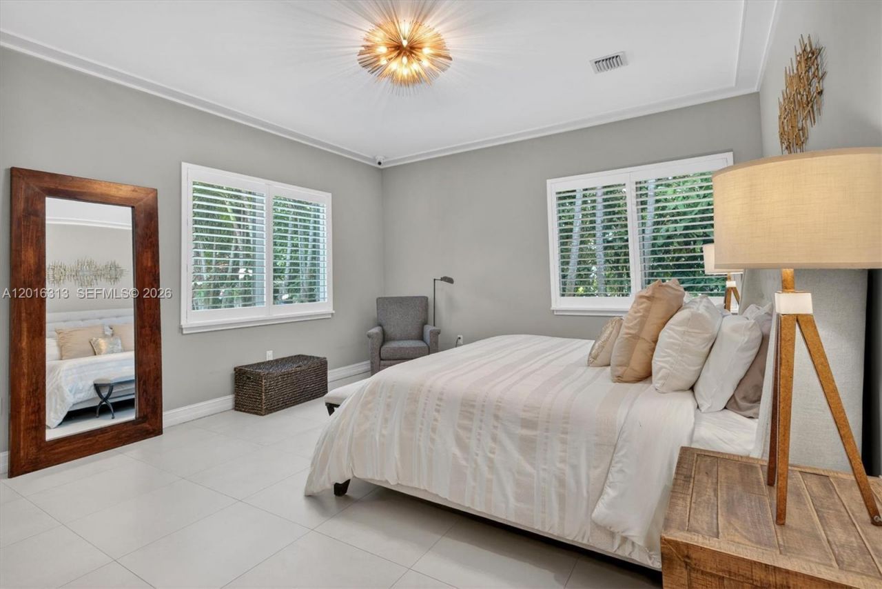 442 Amalfi Ave , Coral Gables, FL 33146 Photo