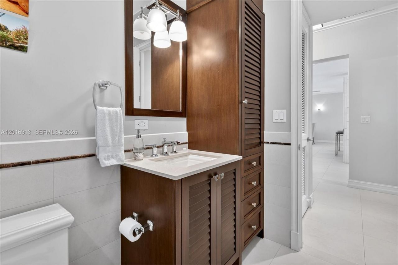 442 Amalfi Ave , Coral Gables, FL 33146 Photo