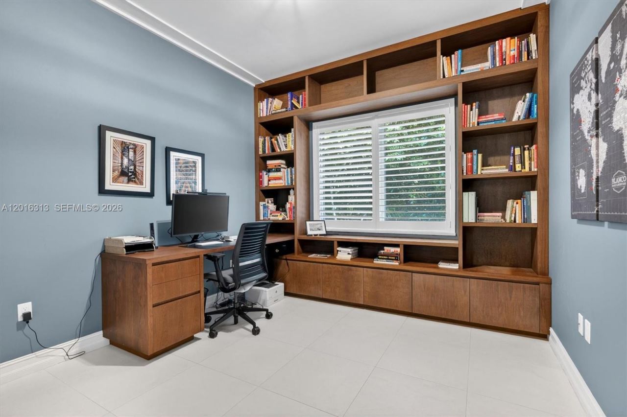 442 Amalfi Ave , Coral Gables, FL 33146 Photo