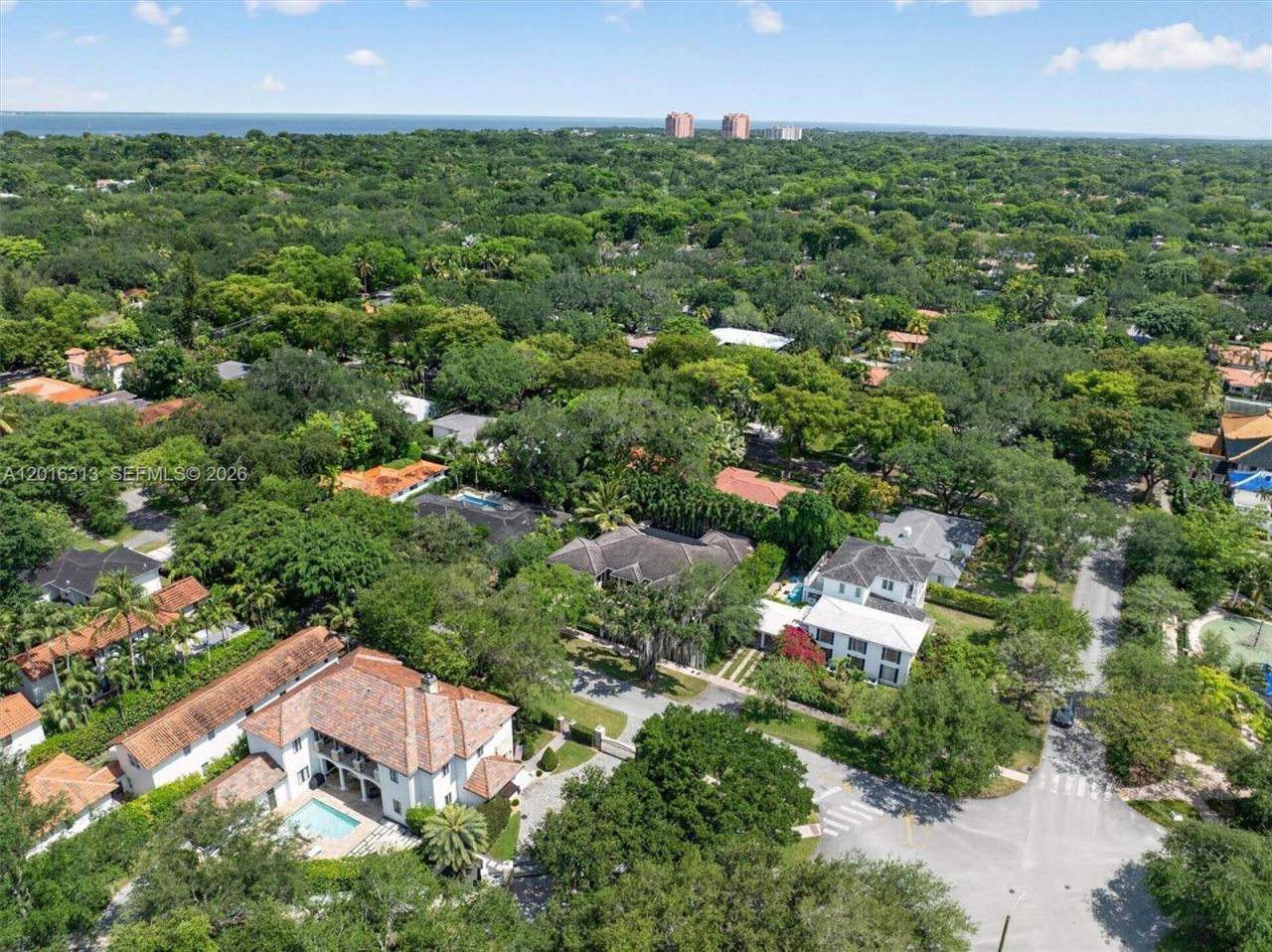 442 Amalfi Ave , Coral Gables, FL 33146 Photo