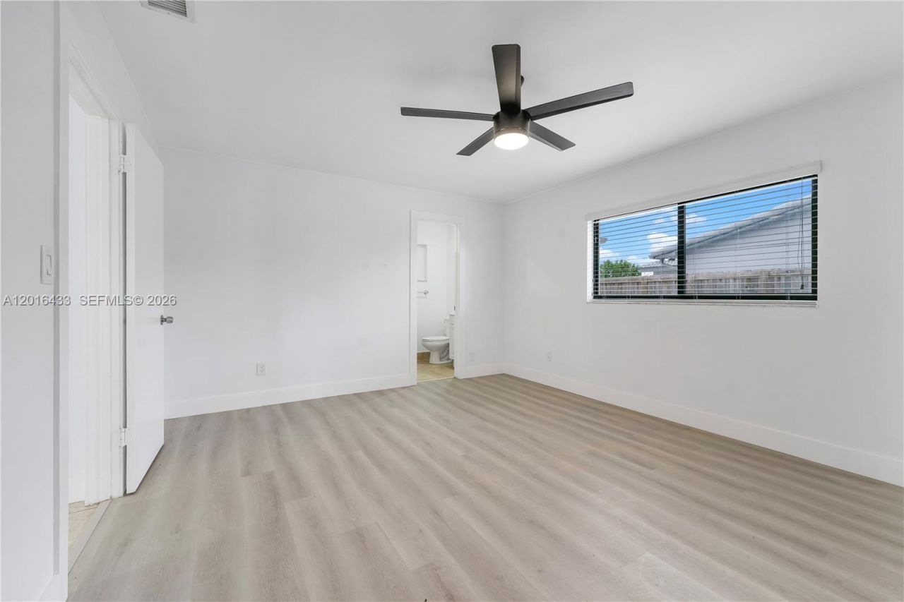 10731 SW 28th St , Unit 10731, Miami, FL 33165 Photo
