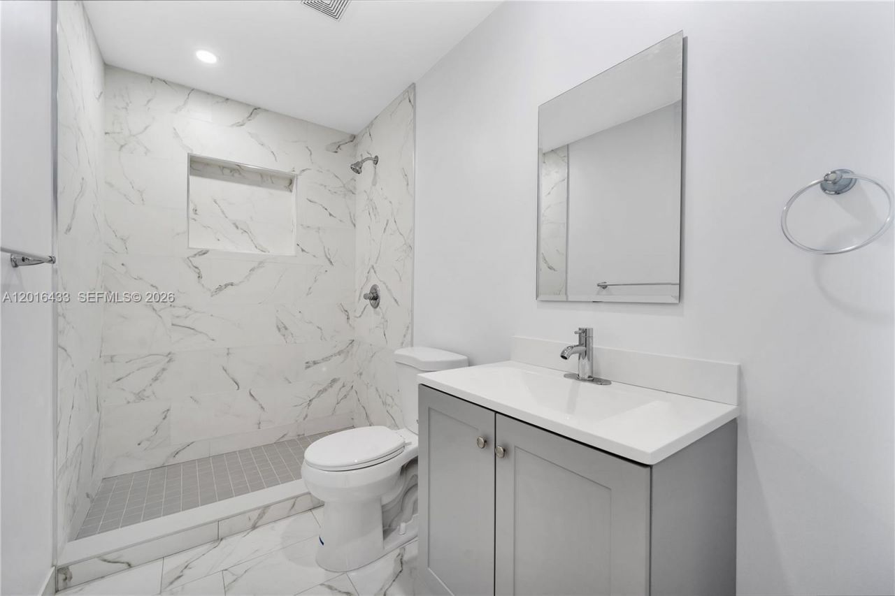10731 SW 28th St , Unit 10731, Miami, FL 33165 Photo