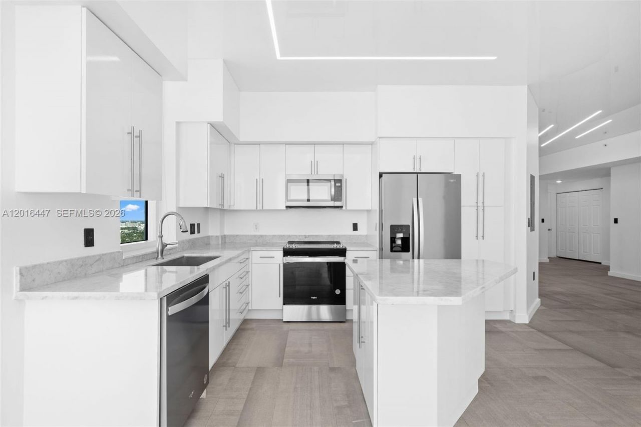 1745 E Hallandale Beach Blvd , Unit PH05W, Hallandale Beach, FL 33009 Photo
