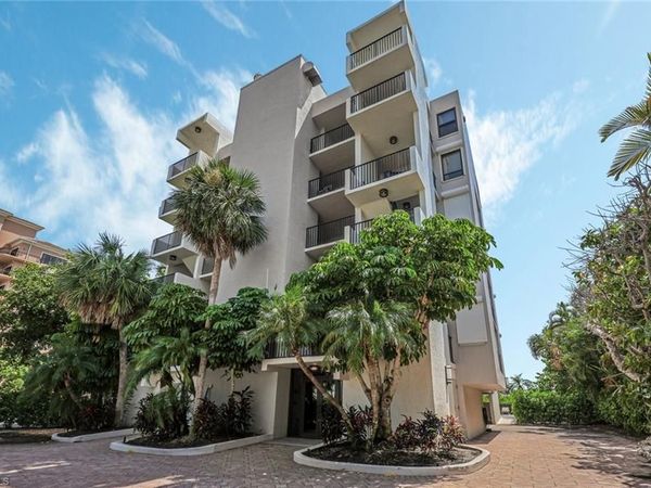 10562 Gulf Shore DR , Unit 202, NAPLES, FL 34108