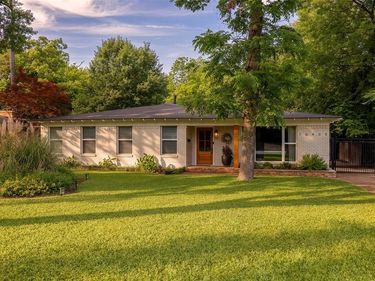 10405 Lake Gardens Drive, Dallas, TX 75218